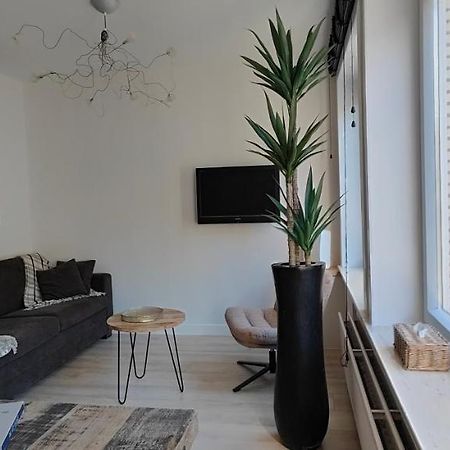 Centrum Luxe Appartement Ost 2 Plus 2 Oostende Bagian luar foto